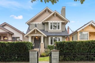Photo 1: 2117 W 47TH Avenue in Vancouver: Kerrisdale House for sale (Vancouver West)  : MLS®# R2723839