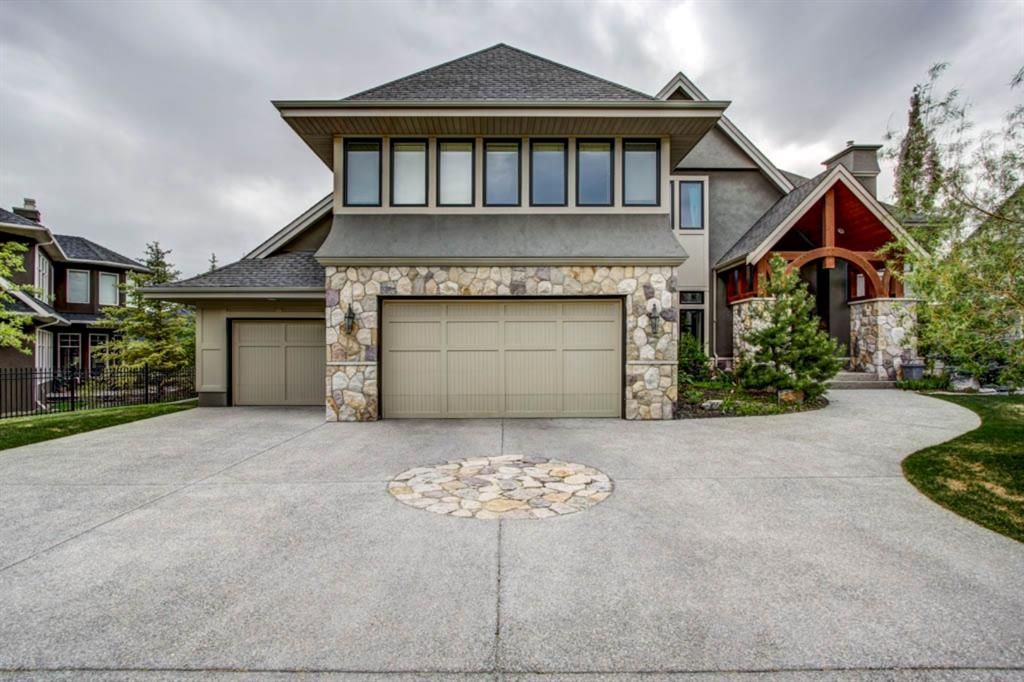 Main Photo: 108 Spring Valley Way SW in Calgary: Springbank Hill Detached for sale : MLS®# A1195019