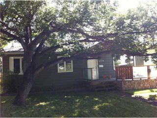 Photo 2: 4716 45 Street SW in CALGARY: Glamorgan Residential Detached Single Family for sale (Calgary)  : MLS®# C3582918