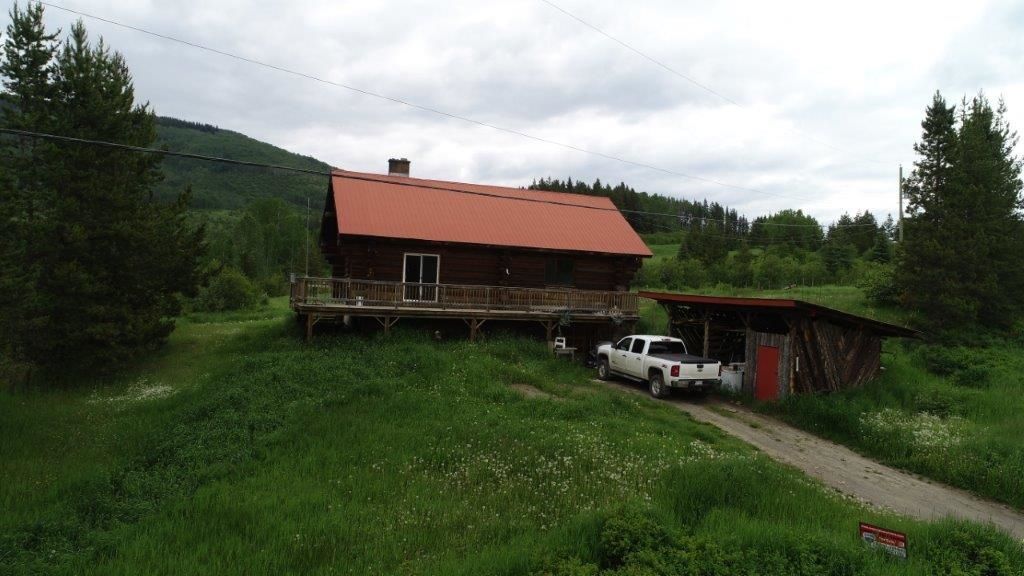 Main Photo: 29056 TELKWA HIGH Road in Smithers: Smithers - Rural House for sale (Smithers And Area)  : MLS®# R2682748