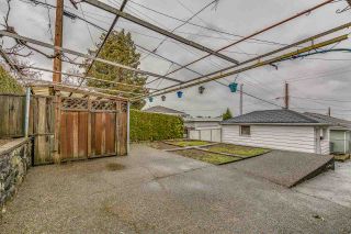 Photo 4: 3005 E 4TH Avenue in Vancouver: Renfrew VE House for sale (Vancouver East)  : MLS®# R2250924