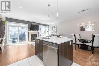 Photo 11: 754 PUTNEY CRESCENT in Ottawa: House for sale : MLS®# 1386736