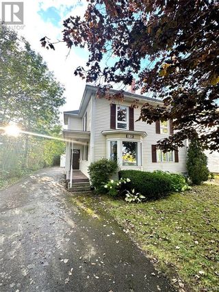 Photo 1: 110 King Street in St. Stephen: House for sale : MLS®# NB092098