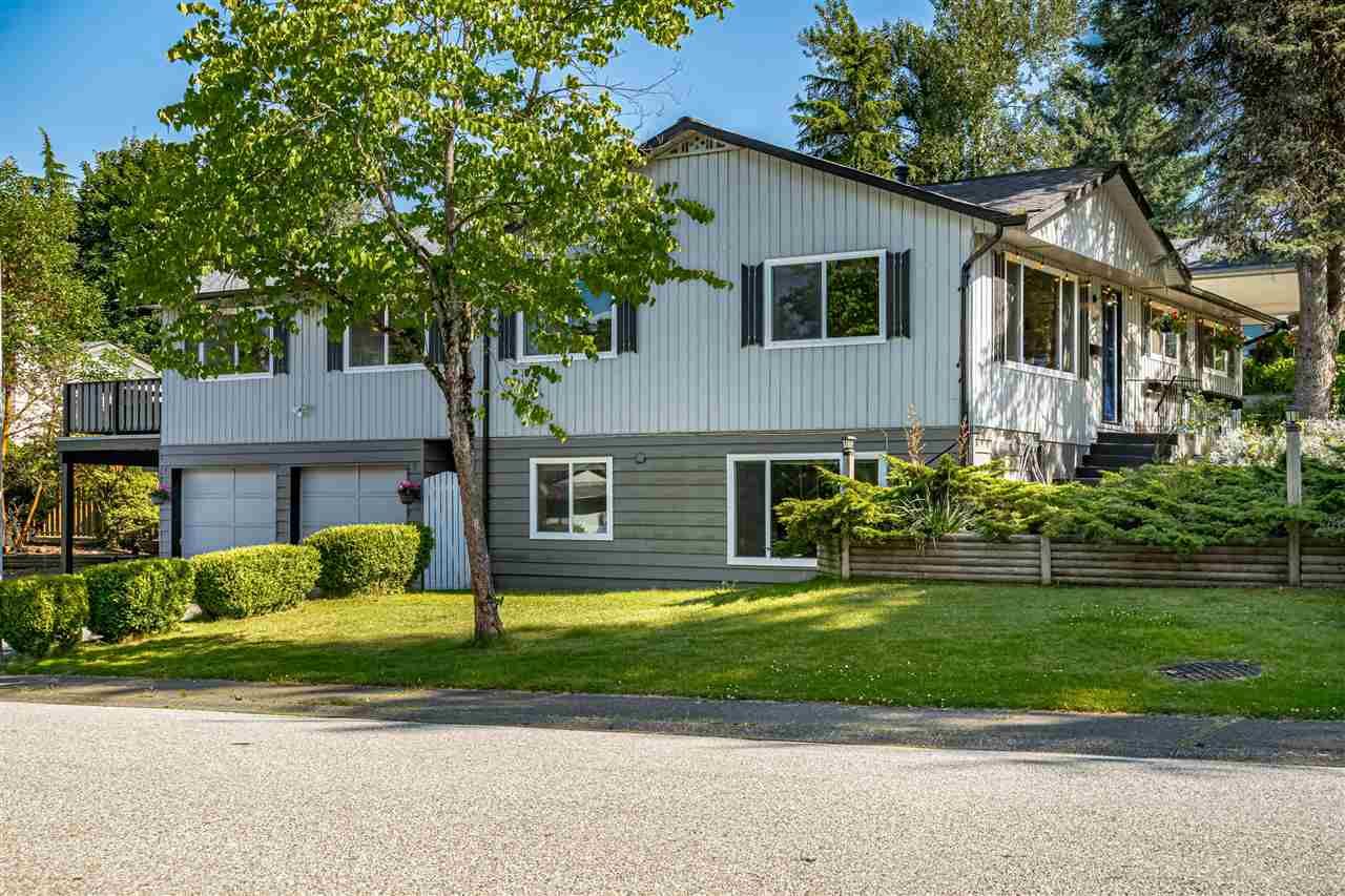 Main Photo: 11346 133A Street in Surrey: Bolivar Heights House for sale (North Surrey)  : MLS®# R2473539