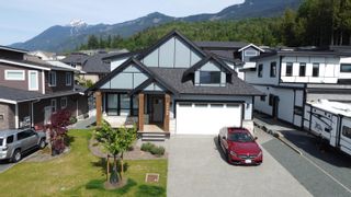 Main Photo: 50980 SOPHIE Crescent in Chilliwack: Eastern Hillsides House for sale : MLS®# R2889219