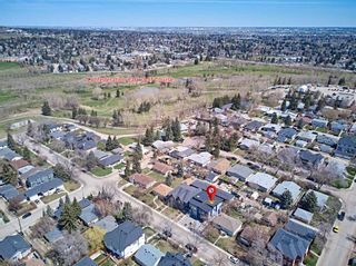 Photo 3: 2714 18 Street NW in Calgary: Capitol Hill Semi Detached (Half Duplex) for sale : MLS®# A2130973