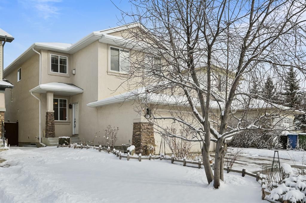 Main Photo: 407 Eversyde Way SW in Calgary: Evergreen Detached for sale : MLS®# A1182576