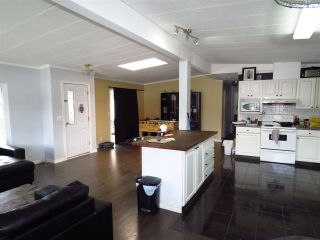 Photo 9: 33840 GILMOUR Drive in Abbotsford: Central Abbotsford Manufactured Home for sale : MLS®# R2406737