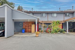 Photo 1: 4 33853 MARSHALL Road in Abbotsford: Central Abbotsford Townhouse for sale : MLS®# R2833650