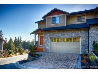 Photo 1: 11 614 Granrose Terr in VICTORIA: Co Latoria Row/Townhouse for sale (Colwood)  : MLS®# 685524