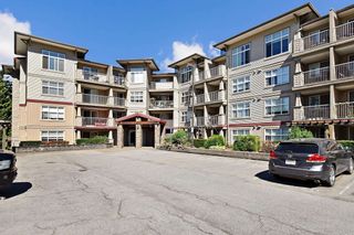 Photo 2: 419 2515 PARK Drive in Abbotsford: Abbotsford East Condo for sale in "Viva on Park" : MLS®# R2724227