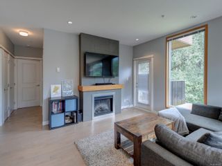 Photo 2: 201 170 Nursery Hill Dr in View Royal: VR Six Mile Condo for sale : MLS®# 907921