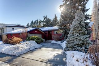 Photo 1: 3507 Benton Drive NW in Calgary: Brentwood Detached for sale : MLS®# A2019077