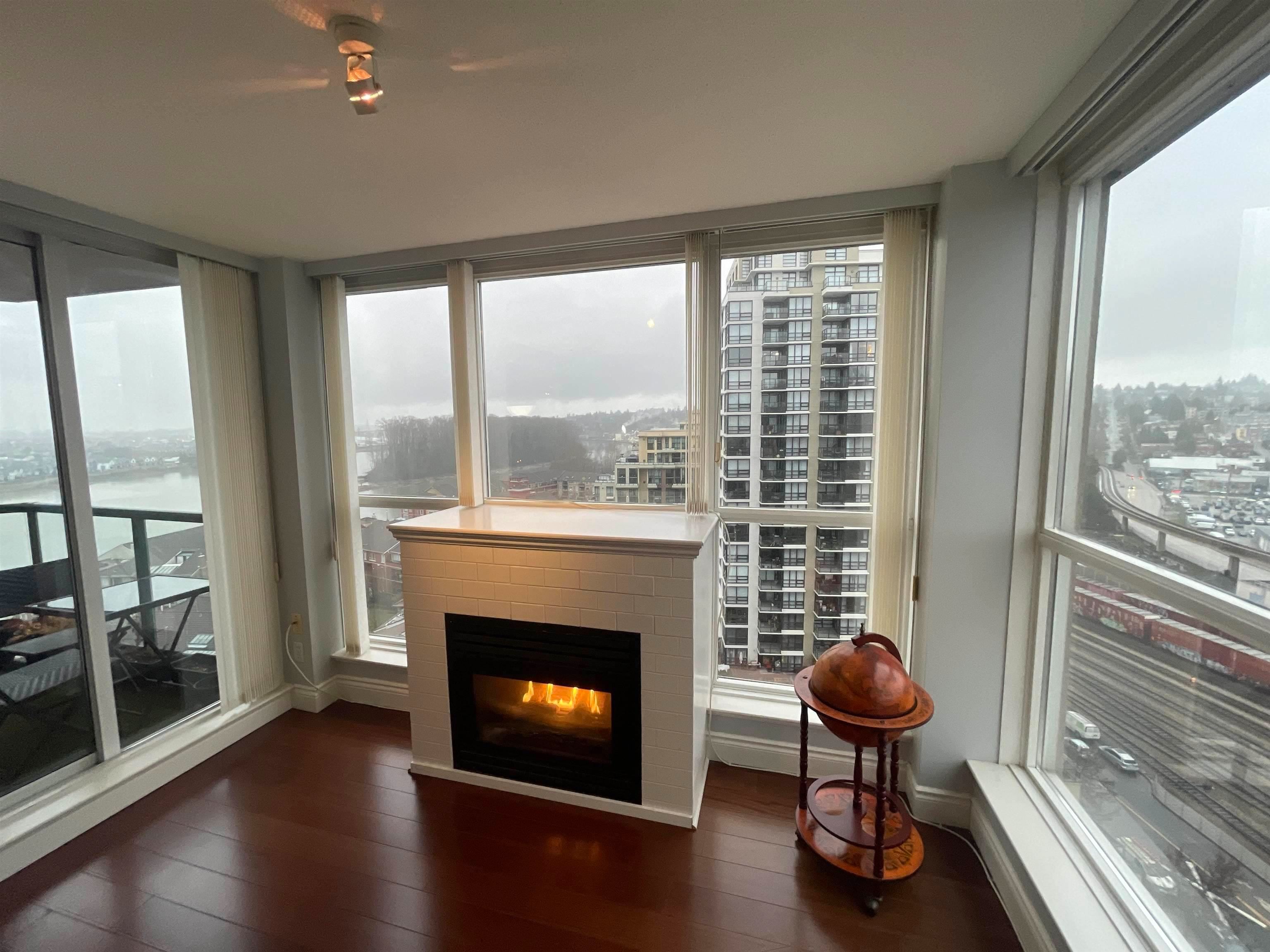 Main Photo: 1606 10 LAGUNA COURT in New Westminster: Quay Condo for sale : MLS®# R2752708