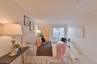 Photo 13: 550 Orange Avenue Unit 240 in Long Beach: Residential for sale (4 - Downtown Area, Alamitos Beach)  : MLS®# OC20012544