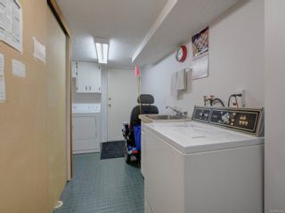 Photo 18: 1141/1143 Wychbury Ave in Esquimalt: Es Saxe Point Full Duplex for sale : MLS®# 887356