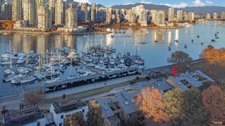 Photo 5: 1010 IRONWORK Passage in Vancouver: False Creek Townhouse for sale in "Marine Mews" (Vancouver West)  : MLS®# R2734465