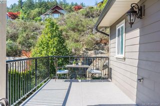Photo 10: 2332 Echo Valley Dr in VICTORIA: La Bear Mountain House for sale (Langford)  : MLS®# 770509
