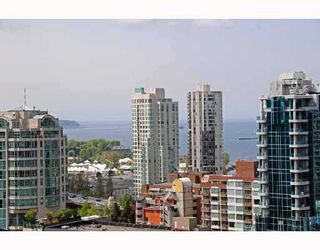 Photo 7: 2405 1255 SEYMOUR Street in Vancouver: False Creek Condo for sale in "ELAN" (Vancouver West)  : MLS®# V707197