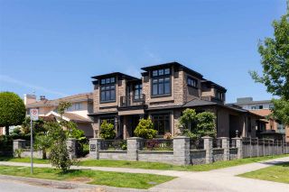 Photo 2: 211 W 26TH Avenue in Vancouver: Cambie House for sale (Vancouver West)  : MLS®# R2480752