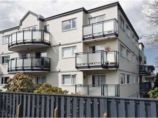 Photo 1: # 405 33 N TEMPLETON DR in Vancouver: Hastings Condo for sale in "33 NORTH" (Vancouver East)  : MLS®# V883720