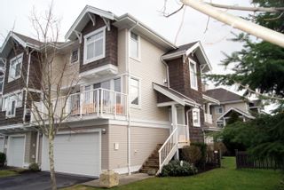 Photo 1: 35 20771 DUNCAN Way in Langley: Langley City Townhouse for sale in "WYNDHAM LANE" : MLS®# F1100640