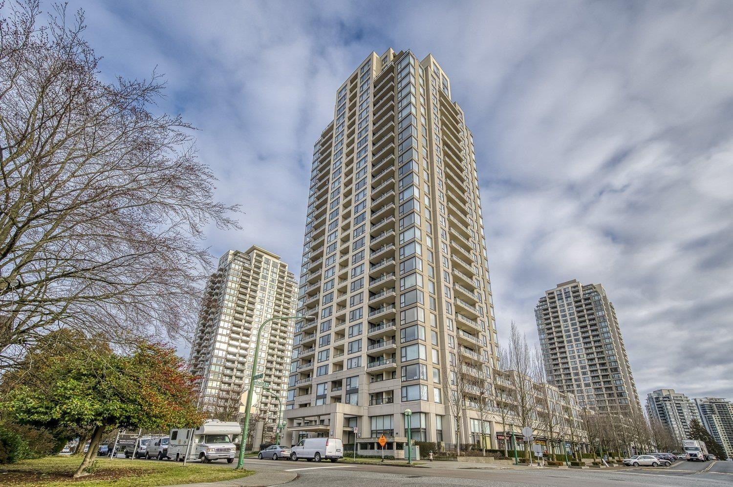Main Photo: 1406 7088 SALISBURY Avenue in Burnaby: Highgate Condo for sale in "WEST AT HIGHGATE VILLAGE" (Burnaby South)  : MLS®# R2745607