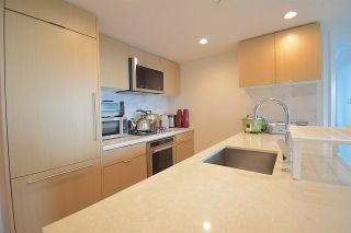 Photo 6: 808 8189 CAMBIE Street in Vancouver: Marpole Condo for sale in "NORTH WEST" (Vancouver West)  : MLS®# R2573078