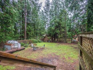 Photo 14: 5592 WAKEFIELD Road in Sechelt: Sechelt District Manufactured Home for sale (Sunshine Coast)  : MLS®# R2230720