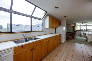 Photo 9: 2379 BELLEVUE Avenue in West Vancouver: Dundarave 1/2 Duplex for sale : MLS®# R2856745