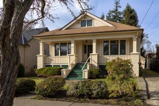 Photo 1: 320 Linden Ave in Victoria: Vi Fairfield West House for sale : MLS®# 953933
