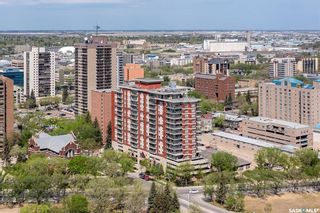 Photo 2: 803 902 Spadina Crescent East in Saskatoon: Central Business District Residential for sale : MLS®# SK895473