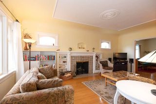 Photo 2: 3004 W 14TH AVENUE in Vancouver: Kitsilano House for sale (Vancouver West)  : MLS®# R2519953