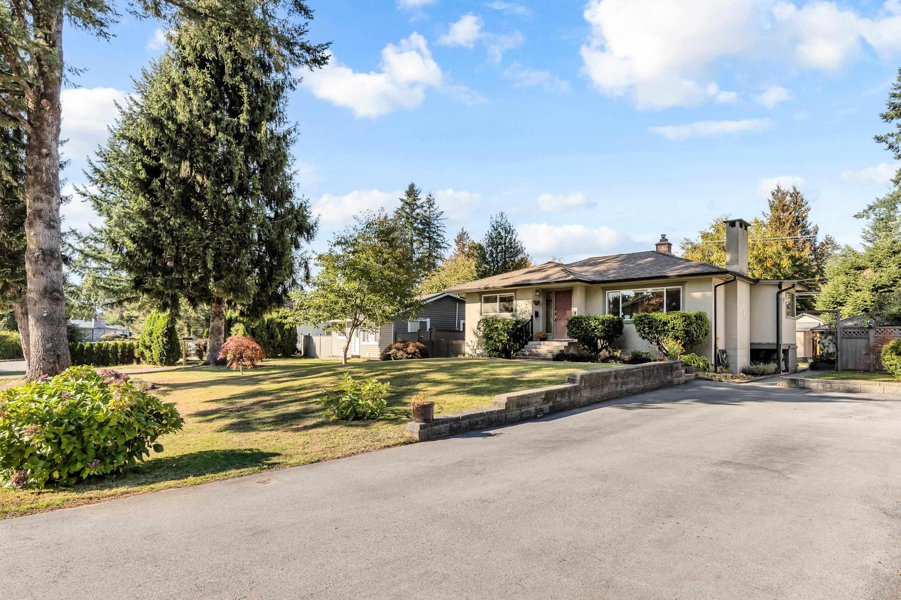 Main Photo: 22001 CLIFF Avenue in Maple Ridge: West Central House for sale : MLS®# R2867518
