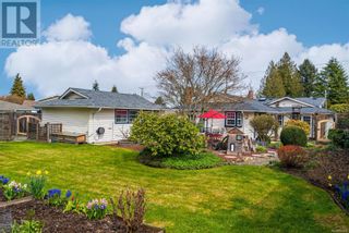 Photo 7: 554 Crescent Rd W in Qualicum Beach: House for sale : MLS®# 957938
