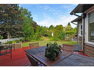 Photo 3: 518 Hampshire Road in VICTORIA: OB South Oak Bay Residential for sale (Oak Bay)  : MLS®# 339430