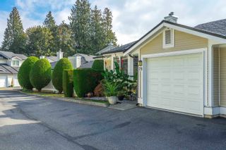 Photo 2: 29 20761 TELEGRAPH Trail in Langley: Walnut Grove Townhouse for sale in "Woodbridge" : MLS®# R2744576