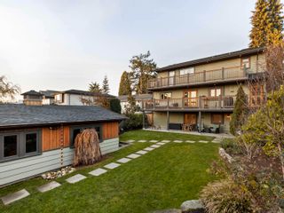 Photo 2: 651 E 6TH Street in North Vancouver: Queensbury House for sale : MLS®# R2835208