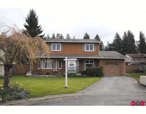 Main Photo: 20421 89A Avenue in Langley: Walnut Grove House for sale : MLS®# F2811517