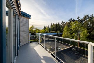 Photo 9: 302 2288 LAUREL Street in Vancouver: Fairview VW Condo for sale in "PARVIEW TERRACE" (Vancouver West)  : MLS®# R2876276