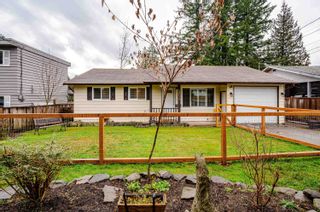 Photo 1: 26618 29 Avenue in Langley: Aldergrove Langley House for sale : MLS®# R2746236
