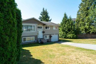 Photo 3: 700 DELESTRE Avenue in Coquitlam: Coquitlam West House for sale : MLS®# R2700936