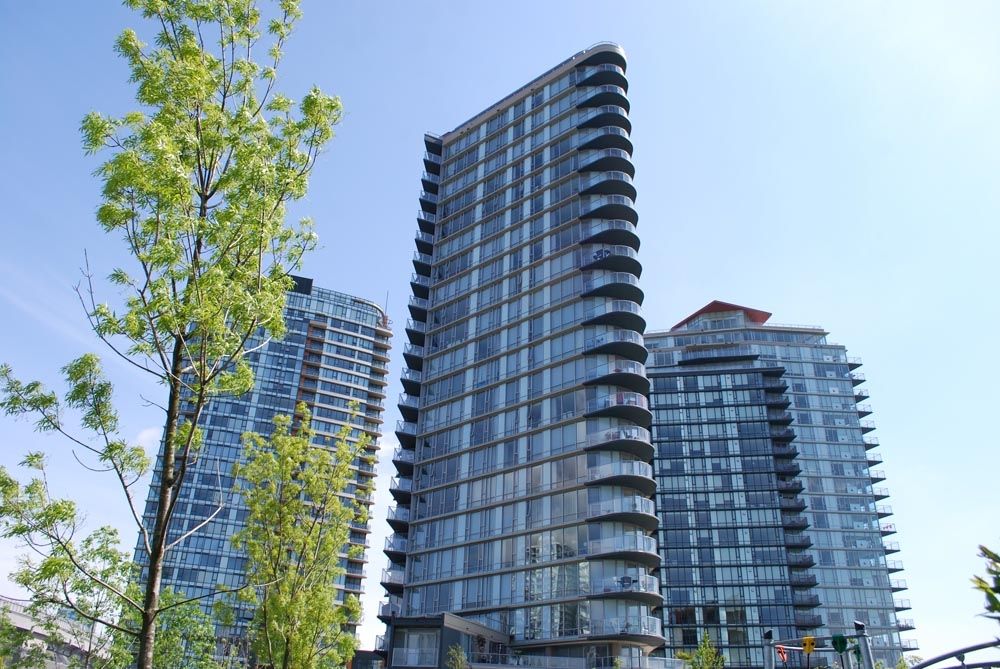 Main Photo: 2306 918 COOPERAGE Way in Vancouver: False Creek North Condo for sale (Vancouver West)  : MLS®# V854637