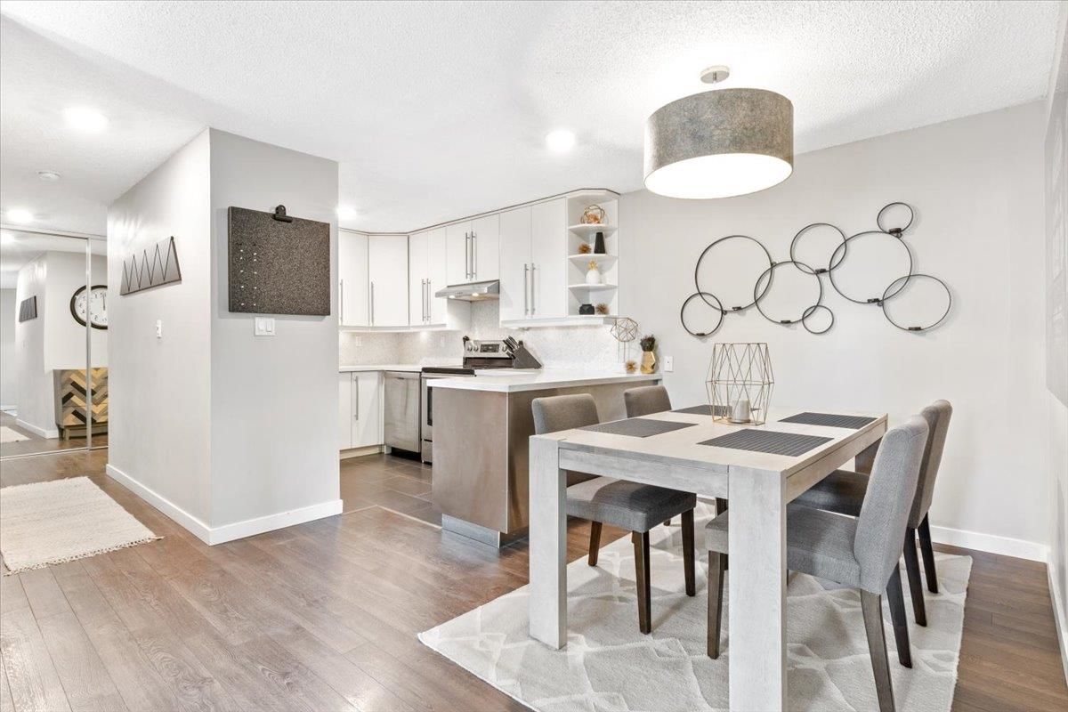 Main Photo: 309 1040 PACIFIC Street in Vancouver: West End VW Condo for sale in "Chelsea Terrace" (Vancouver West)  : MLS®# R2816624