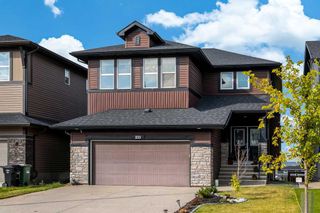 Photo 7: 233 Crestmont Drive SW in Calgary: Crestmont Detached for sale : MLS®# A2142983