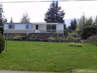 Photo 1: 7621 Ships Point Rd in FANNY BAY: CV Union Bay/Fanny Bay Manufactured Home for sale (Comox Valley)  : MLS®# 662824