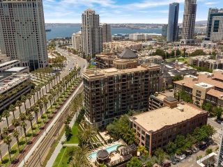 Photo 1: DOWNTOWN Condo for sale : 2 bedrooms : 500 W Harbor Dr #623 in San Diego