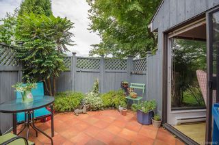 Photo 3: 1 1314 Vining St in Victoria: Vi Fernwood Row/Townhouse for sale : MLS®# 841642