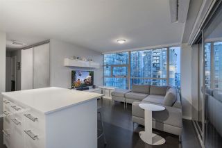 Photo 2: 1603 999 SEYMOUR STREET in Vancouver: Downtown VW Condo for sale (Vancouver West)  : MLS®# R2370197