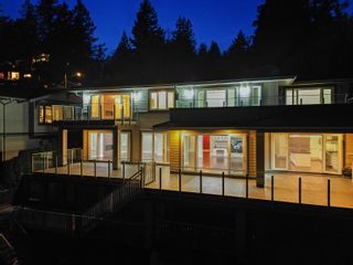 Photo 4: 3930 BAYRIDGE Avenue in West Vancouver: Bayridge House for sale : MLS®# R2874596